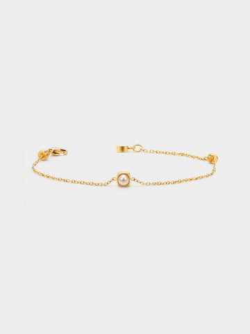 Luminous Pearl Bracelet