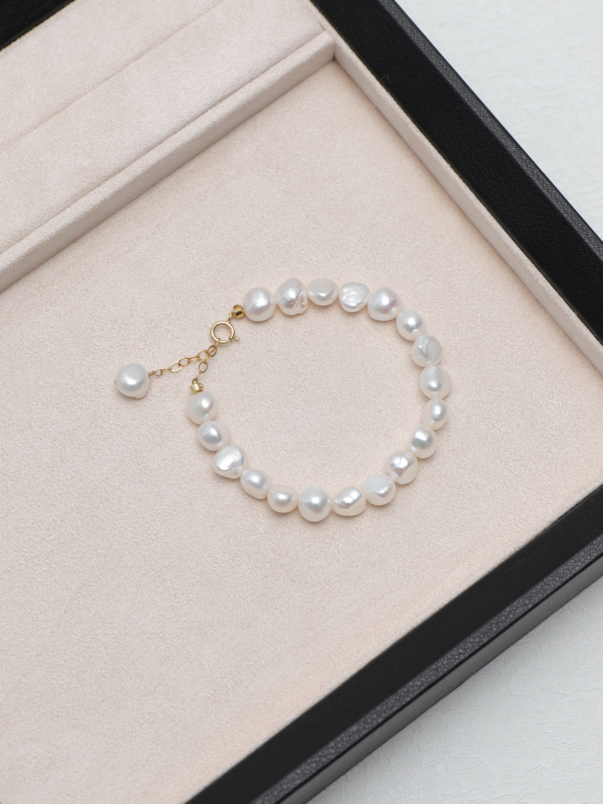 Baroque Pearl Bracelet