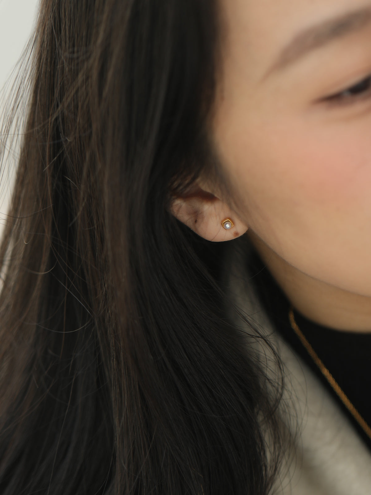 Lustrous Freshwater Pearl STUDS