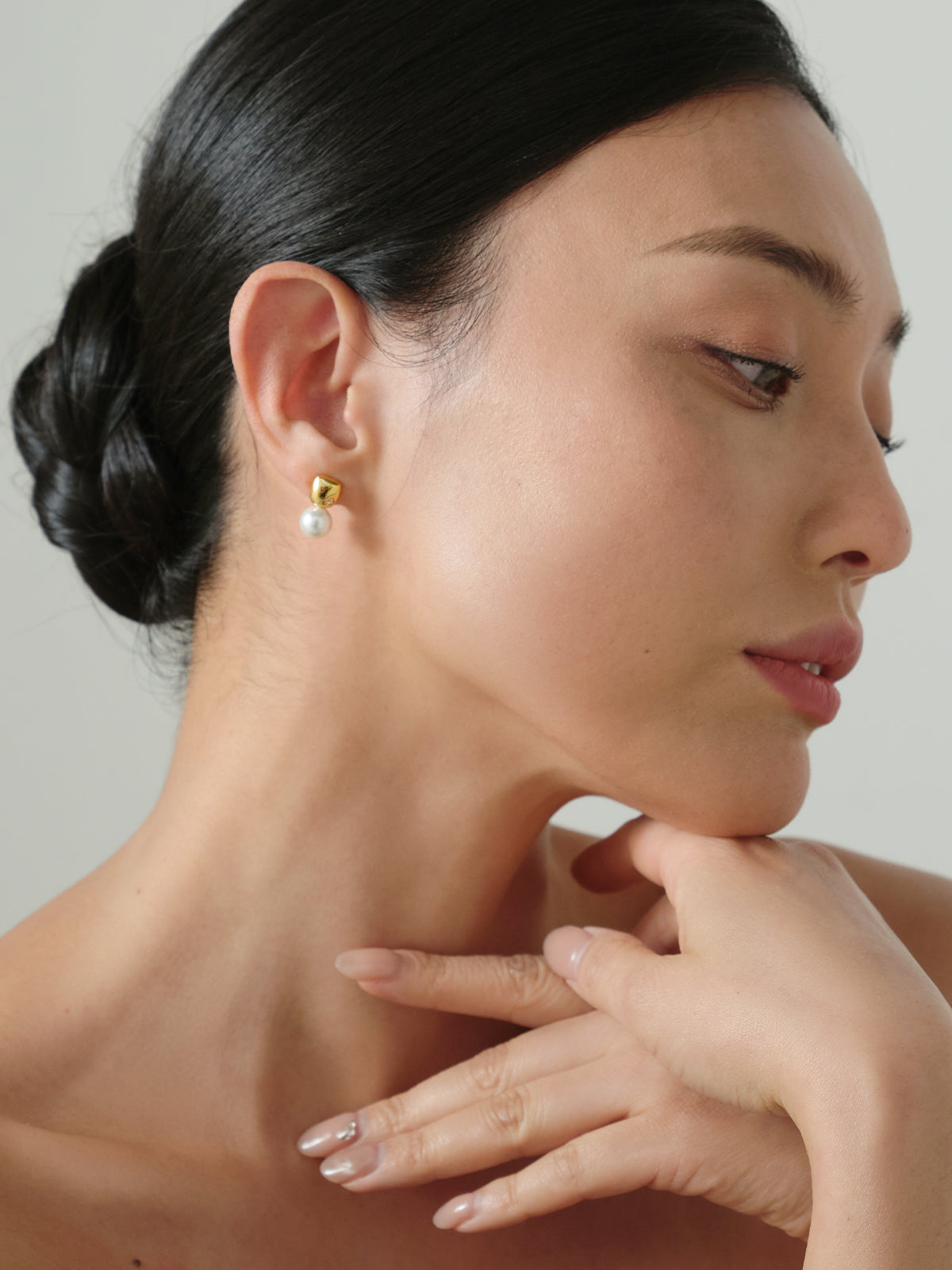 Retro Pearl Studs