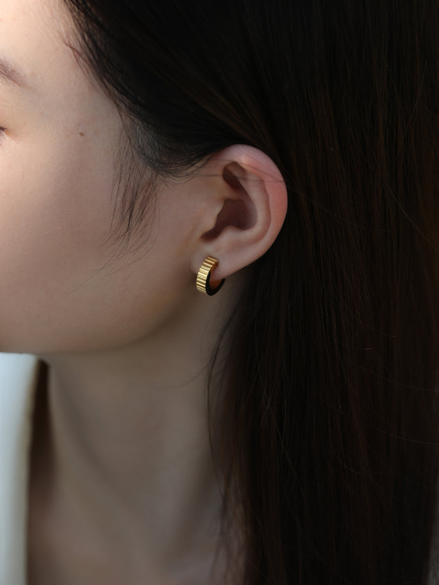 Bold Fluted Hoops