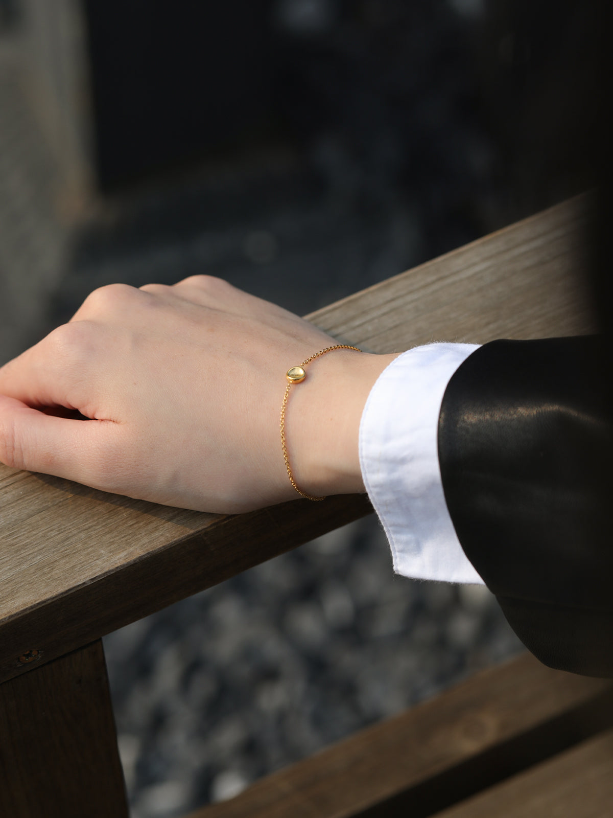 Dainty Matte Disc Bracelet
