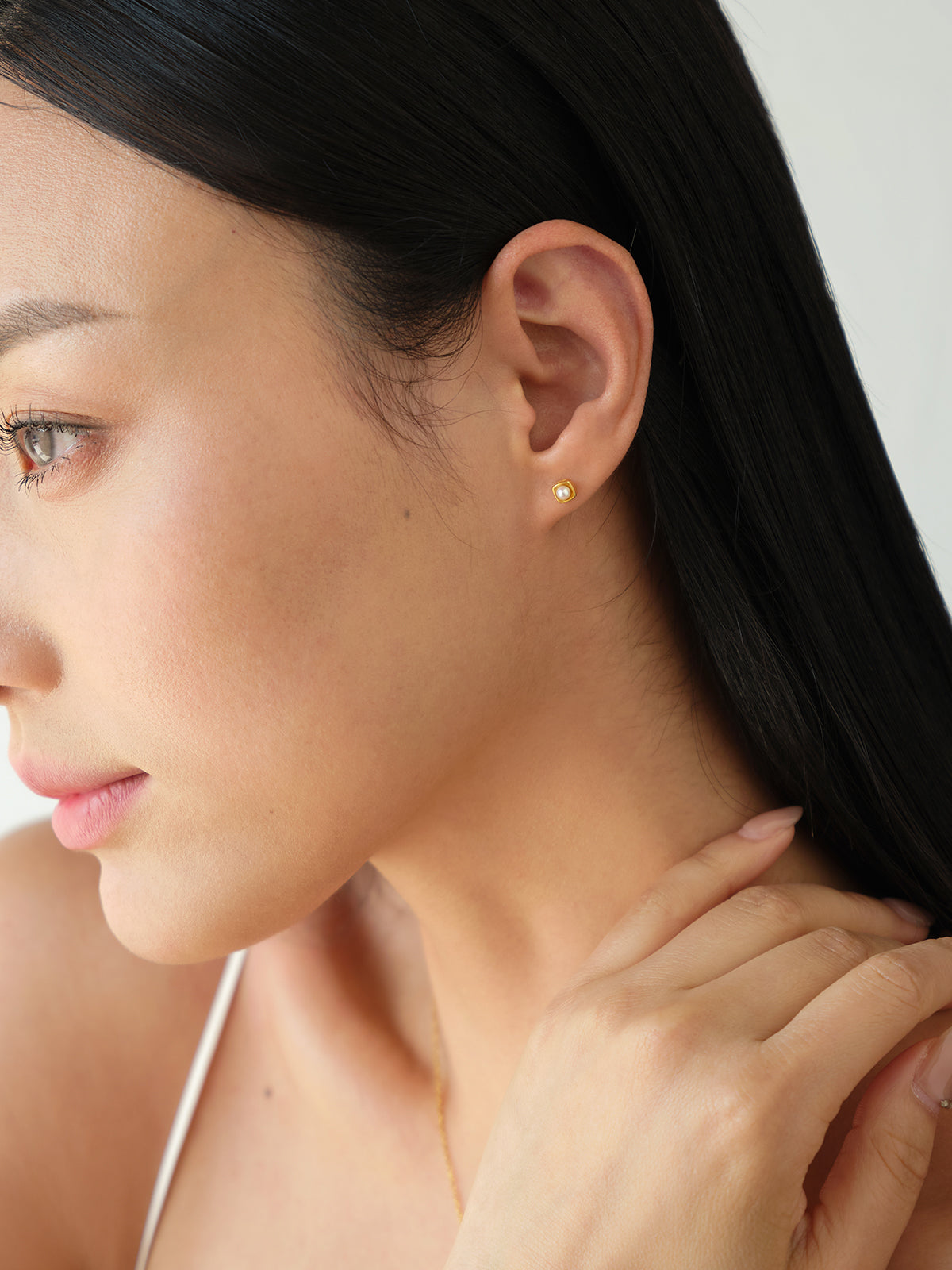 Lustrous Freshwater Pearl STUDS