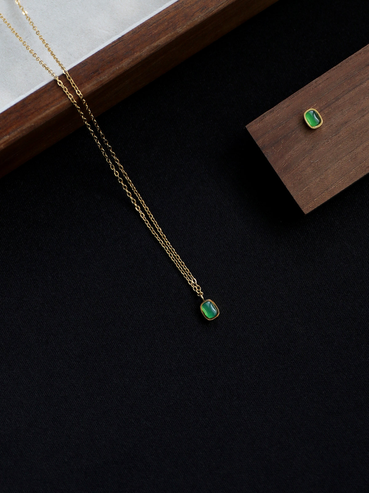 Mini Green Chalcedony Necklace