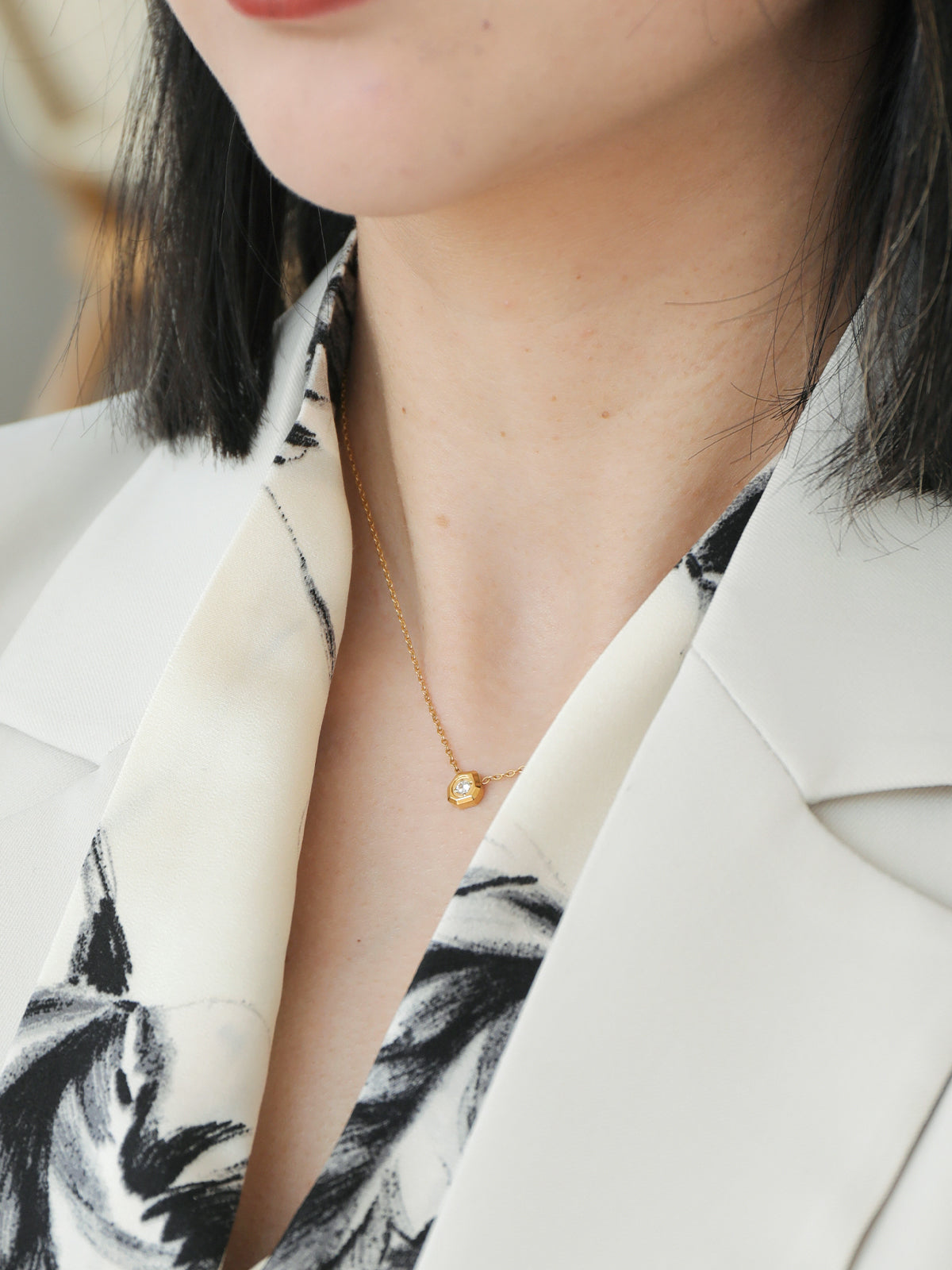 Geometric Crystal Bezel Necklace