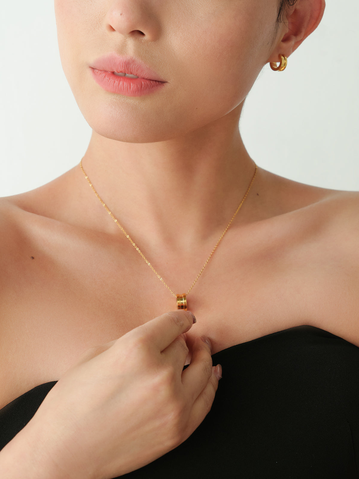 Gilded Fluted Necklace