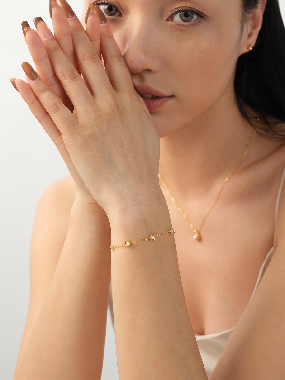 Kenda Collection