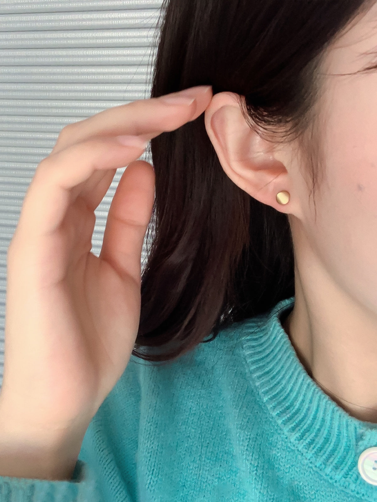 JUDY Girl-Finney Stud Earrings
