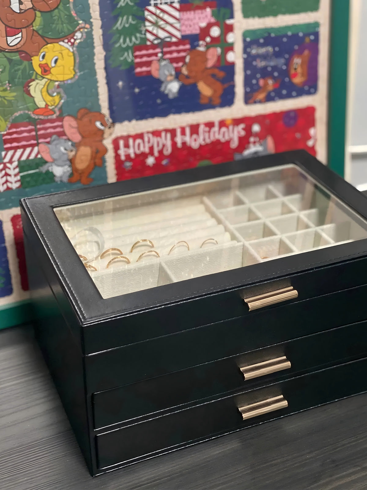 JUDY Girl-Stamp Home Jewelry Organizer