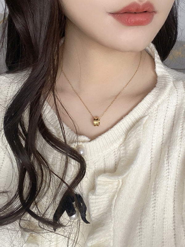 Gilded Fluted Necklace