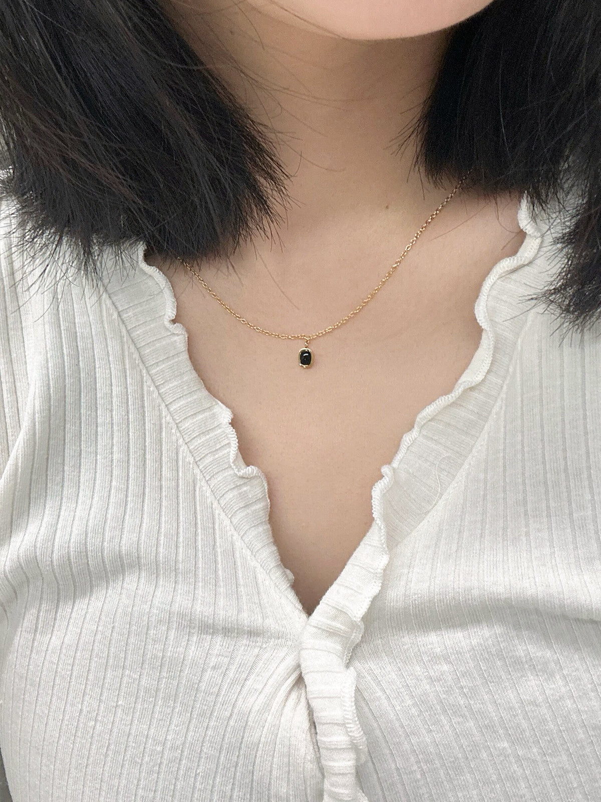 JUDY Girl-Noir Onyx Bezel Necklace