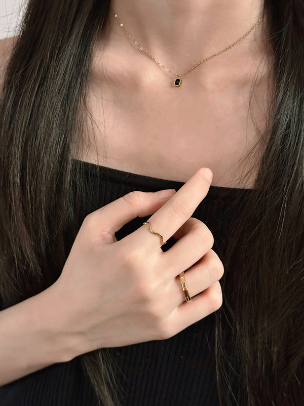 Fluid Contour Ring