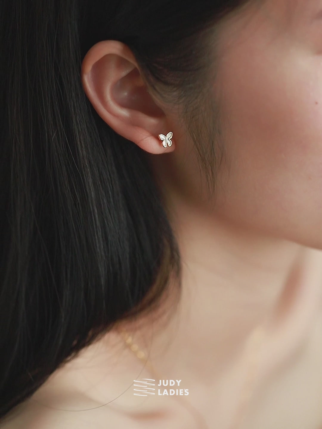 JUDY Official Content-Pearlescent Butterfly Earrings