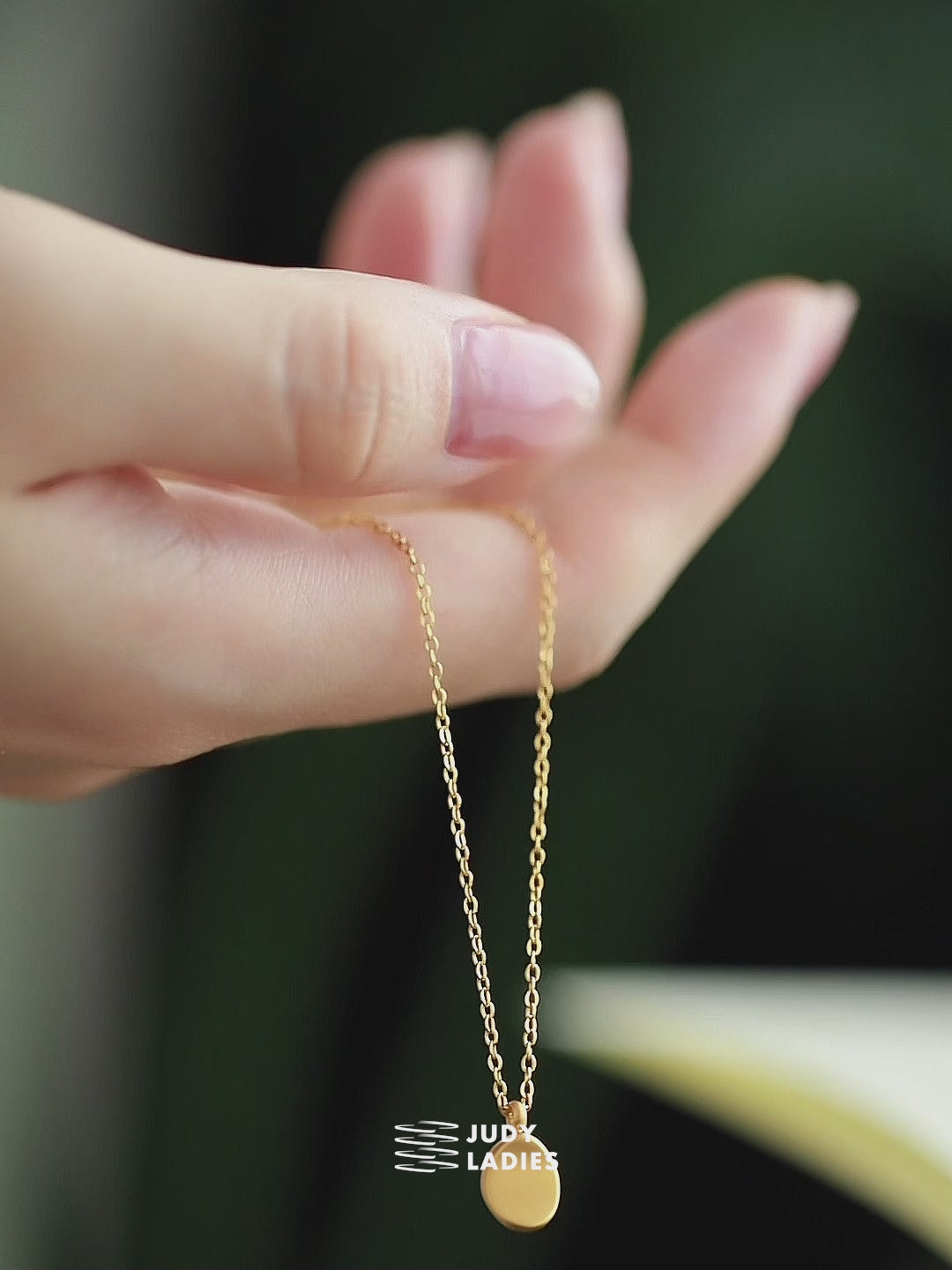 JUDY Official Content-Gilded Matte Oval Necklace